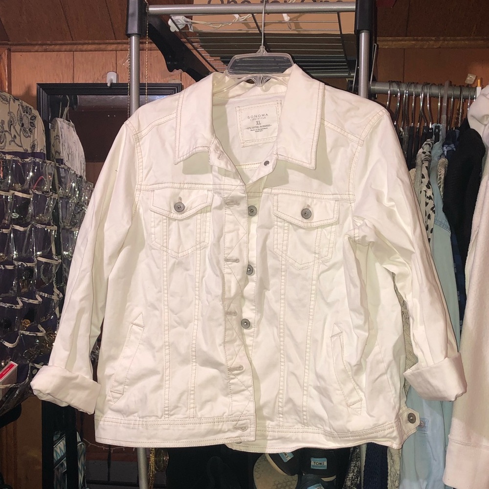 Sonoma size XL white jean jacket
